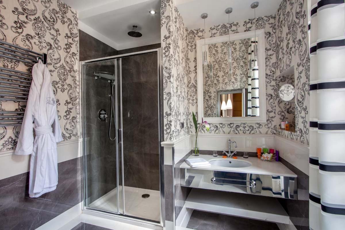 The Inn At The Spanish Steps Luxury Collection - Mario De' Fiori Home Rome Buitenkant foto